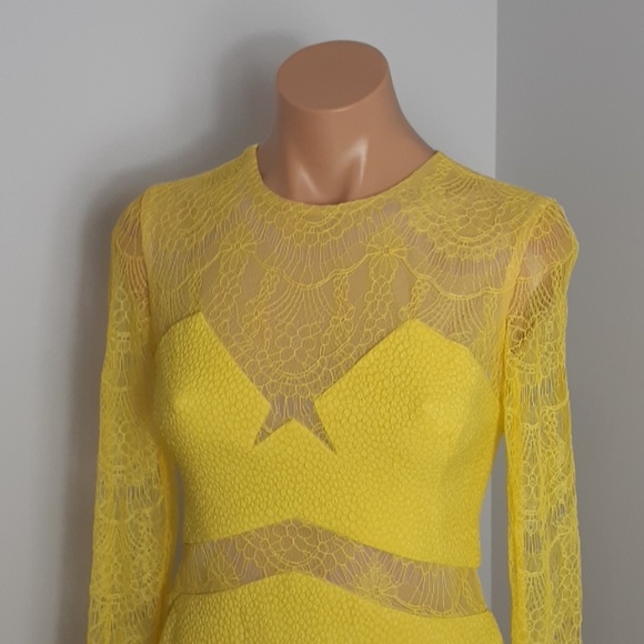 Three Floor  Yellow dress - Picture 2 of 8